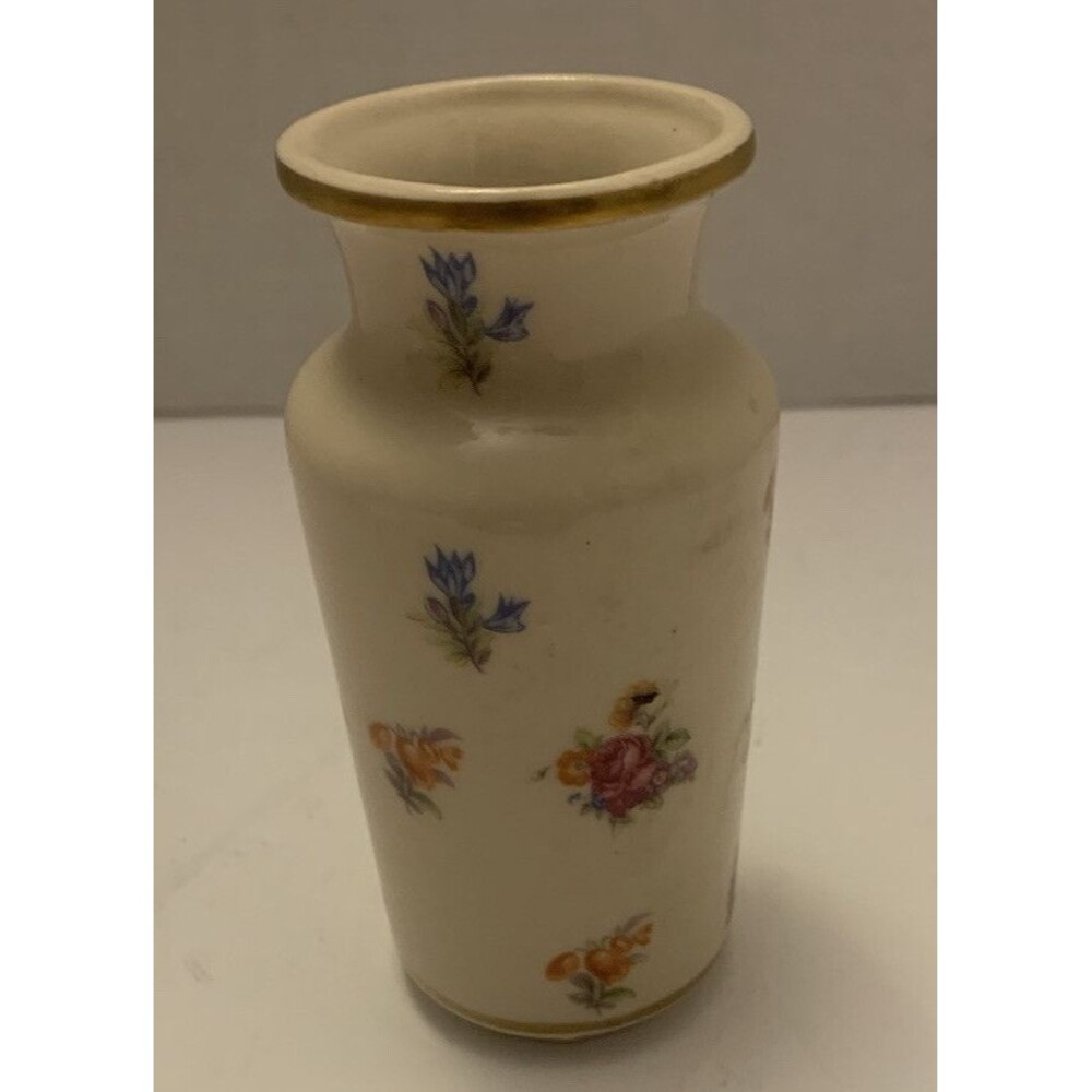 Vase Rochelle Fine China Small with gold trim , with petite little flowers .